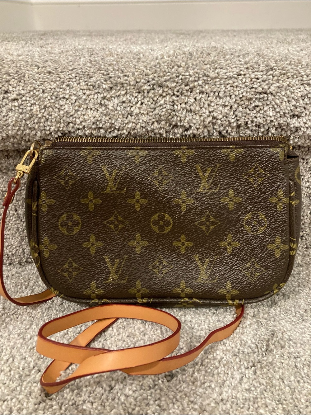 SOLD! 🌺Louis Vuitton Monogram Crossbody Pochette in Brown and Tan🌺 - Picture 1 of 15